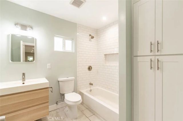 6633 Costello Avenue, Valley Glen, CA 91405