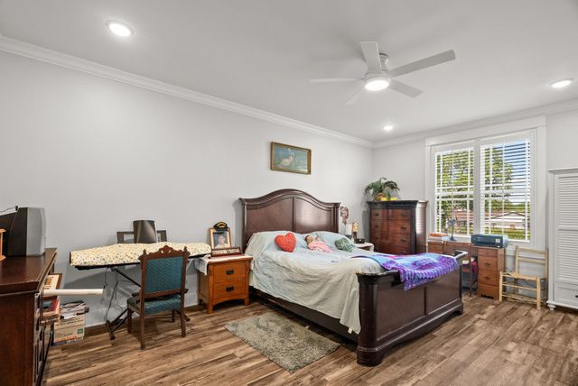 205 Dew Drop Dr, Franklin, KY 42134