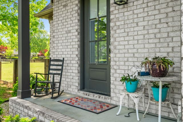 205 Dew Drop Dr, Franklin, KY 42134