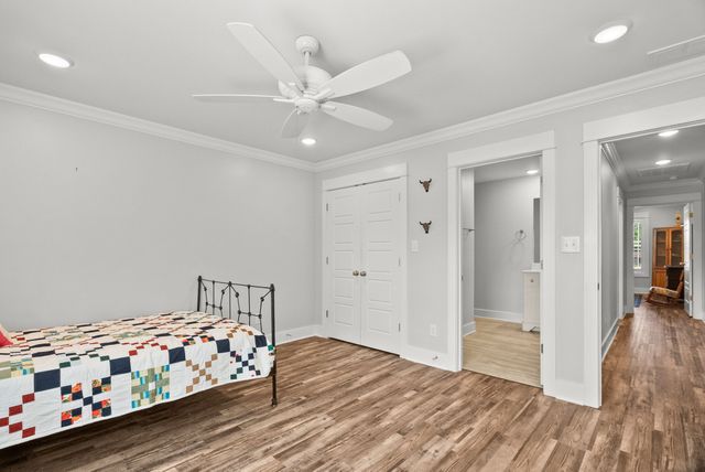 205 Dew Drop Dr, Franklin, KY 42134