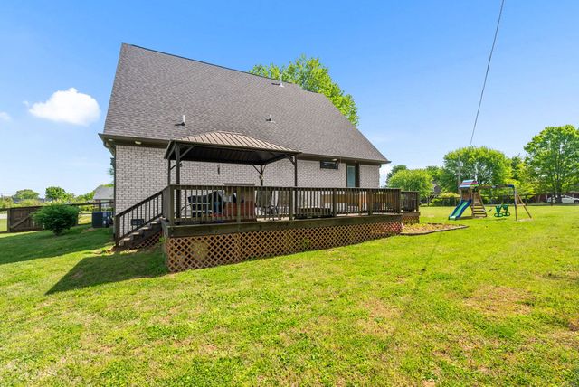205 Dew Drop Dr, Franklin, KY 42134