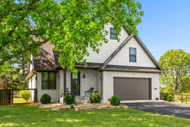 205 Dew Drop Dr, Franklin, KY 42134