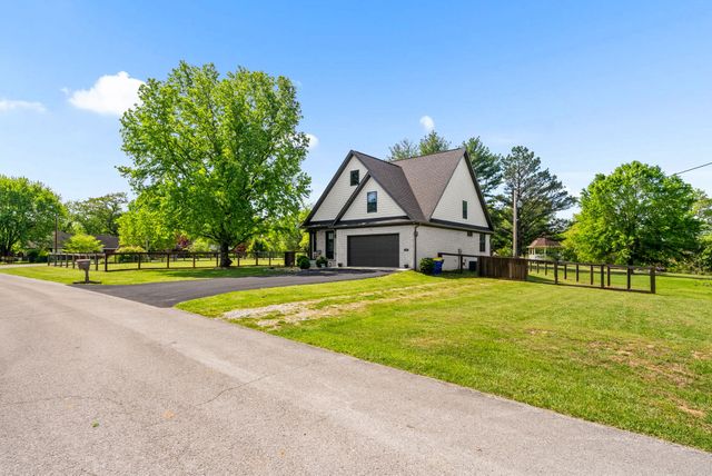 205 Dew Drop Dr, Franklin, KY 42134