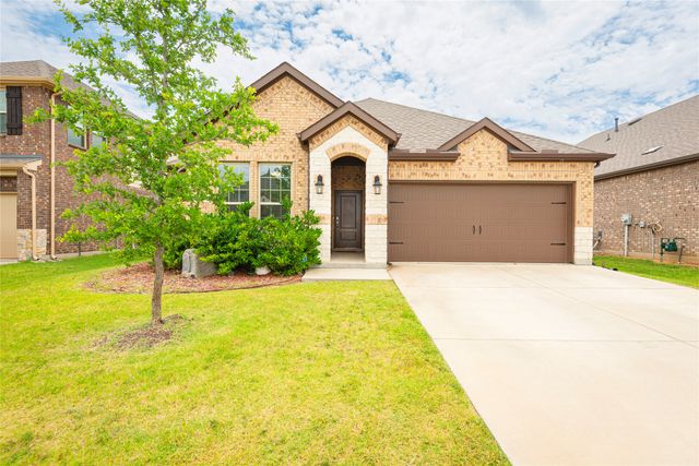 10924 Klondike Lane, Aubrey, TX 76227