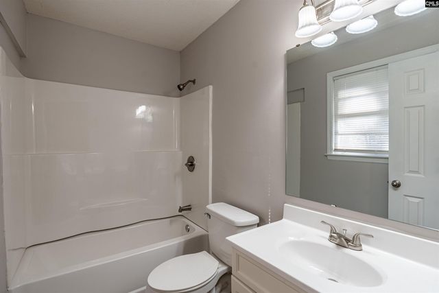 1900 Rolling Hills Road, Columbia, SC 29210