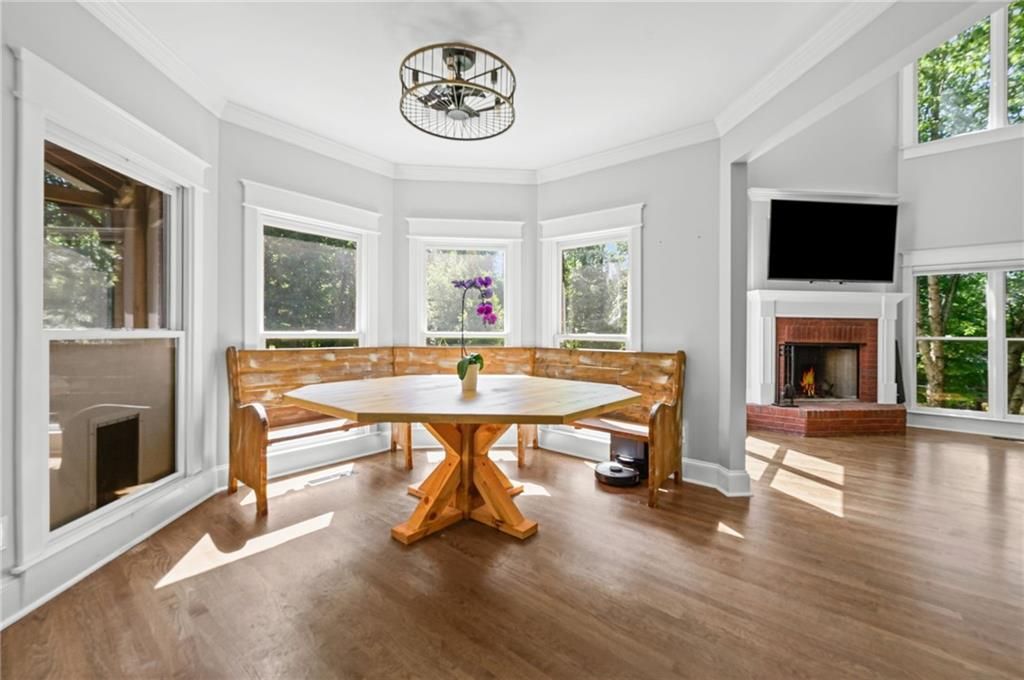 Image 14 of property listing at 1529 Richard Stokes Drive, Decatur, GA 30033