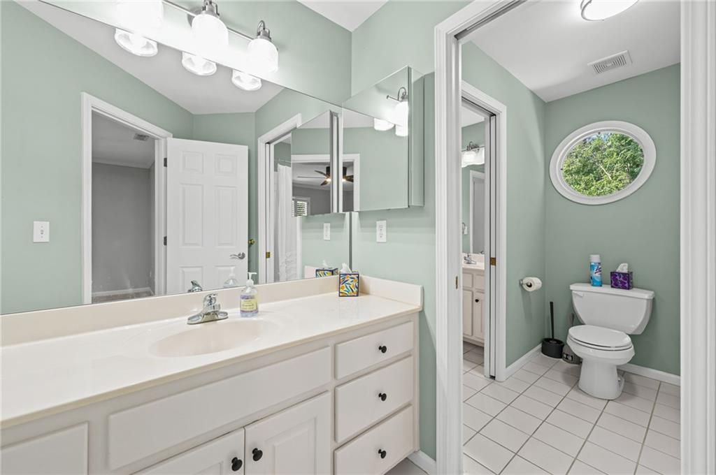 Image 24 of property listing at 1529 Richard Stokes Drive, Decatur, GA 30033