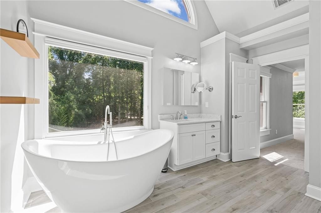 Image 38 of property listing at 1529 Richard Stokes Drive, Decatur, GA 30033