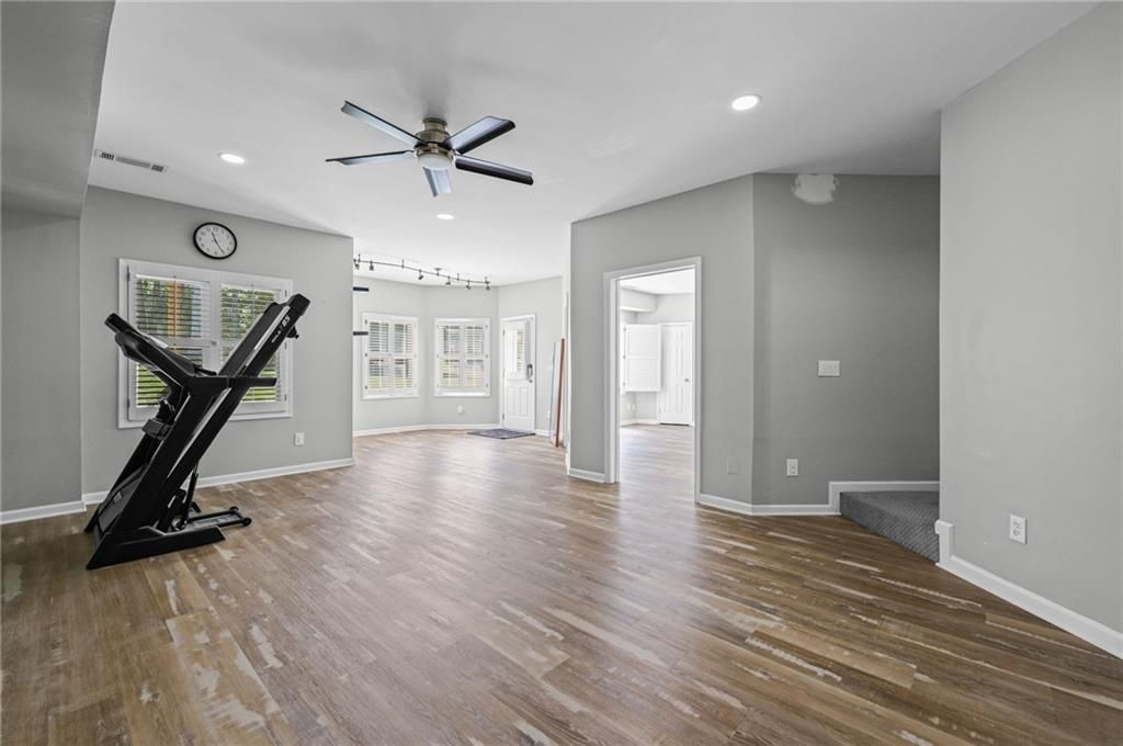 Image 41 of property listing at 1529 Richard Stokes Drive, Decatur, GA 30033