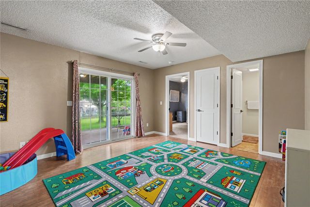 502 Mont Clair Street, Solon, IA 52333