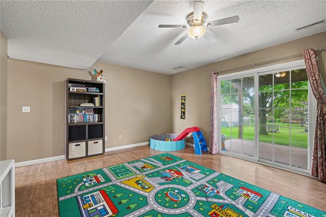 502 Mont Clair Street, Solon, IA 52333