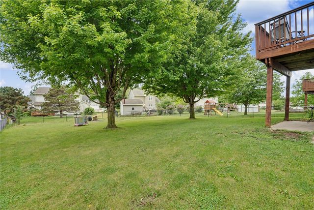 502 Mont Clair Street, Solon, IA 52333