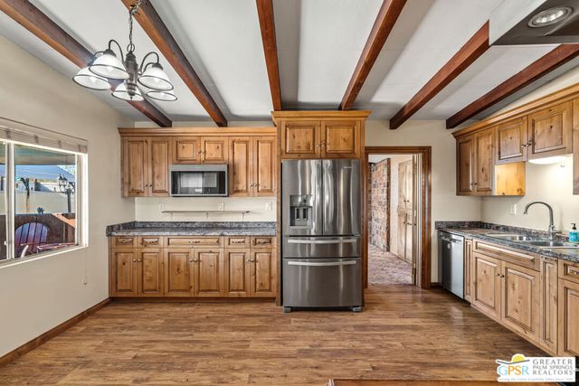 57158 Hillcrest Drive, Yucca Valley, CA 92284