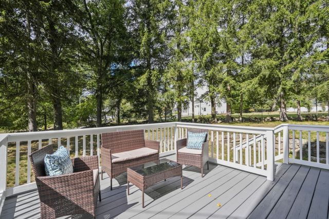 452 Chestnut St, Ashland, MA 01721