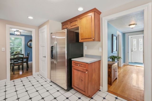 452 Chestnut St, Ashland, MA 01721