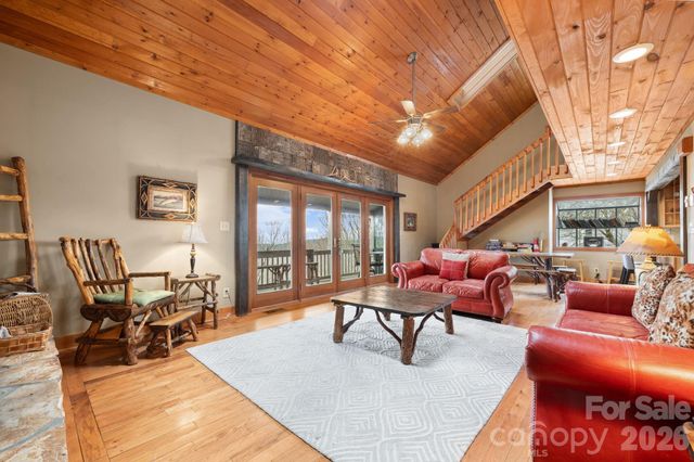 173 Chipmunk Lane, Blowing Rock, NC 28605