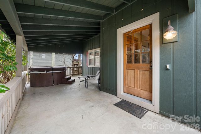 173 Chipmunk Lane, Blowing Rock, NC 28605