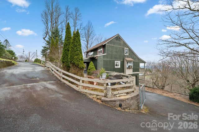 173 Chipmunk Lane, Blowing Rock, NC 28605