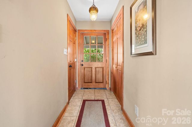 173 Chipmunk Lane, Blowing Rock, NC 28605