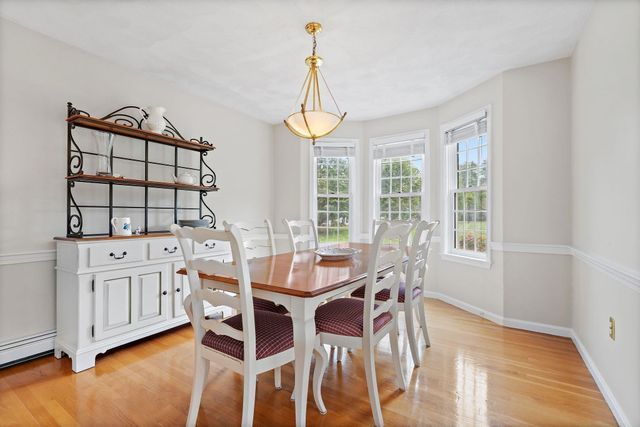 5 Buckskin Lane, Westford, MA 01886