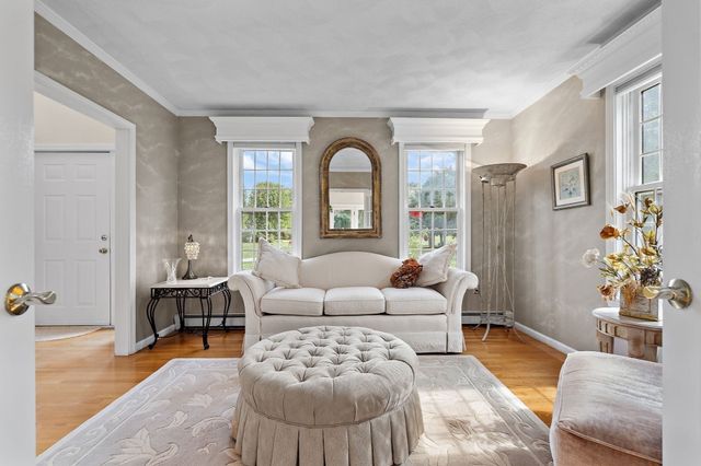 5 Buckskin Lane, Westford, MA 01886