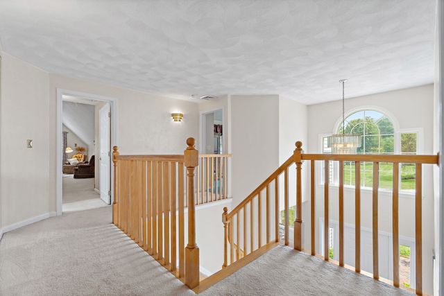 5 Buckskin Lane, Westford, MA 01886