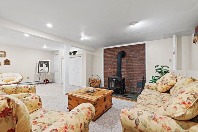 5 Buckskin Lane, Westford, MA 01886