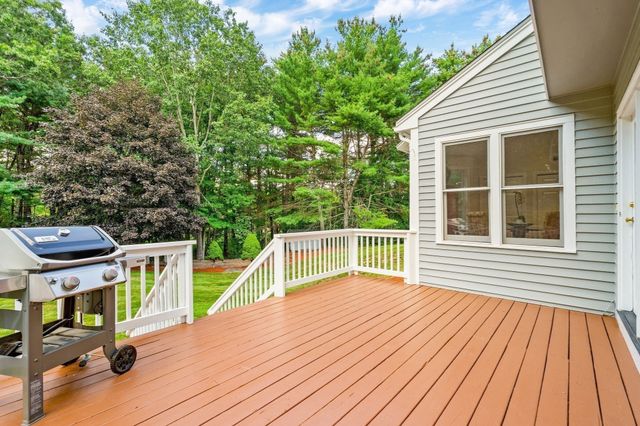 5 Buckskin Lane, Westford, MA 01886
