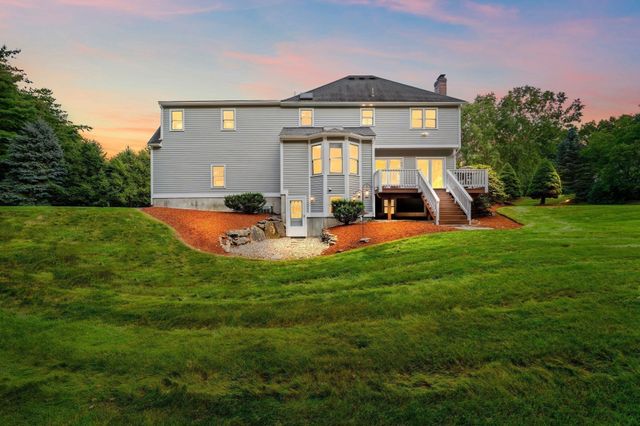 5 Buckskin Lane, Westford, MA 01886