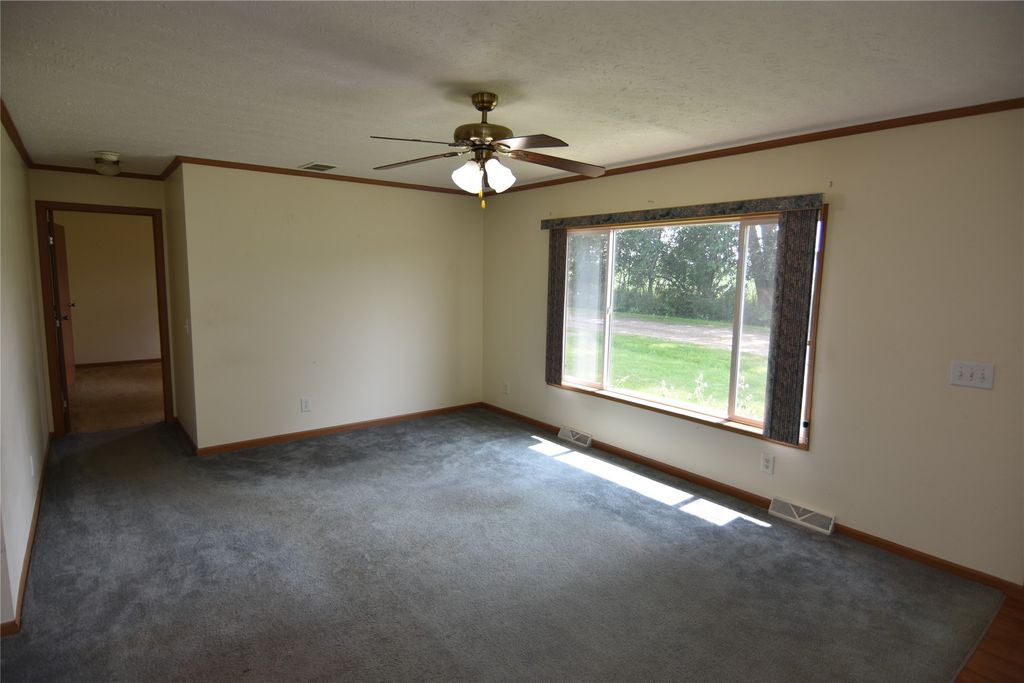 Image 15 of property listing at 25239 90th Street, New Auburn, WI 54757