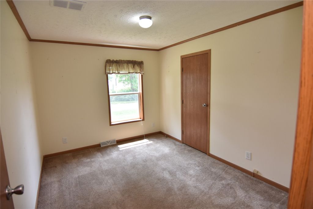 Image 17 of property listing at 25239 90th Street, New Auburn, WI 54757