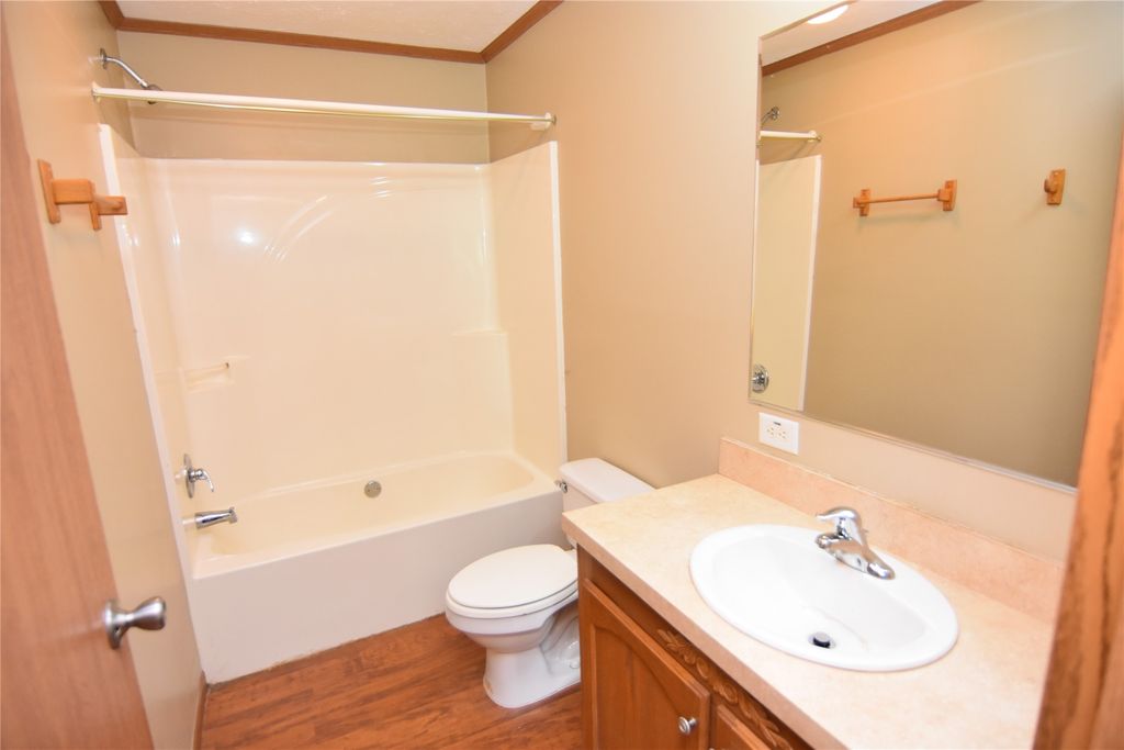 Image 20 of property listing at 25239 90th Street, New Auburn, WI 54757