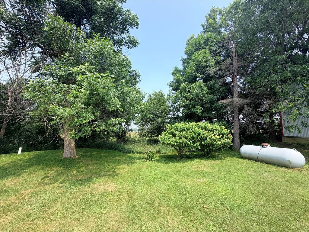 Image 27 of property listing at 25239 90th Street, New Auburn, WI 54757