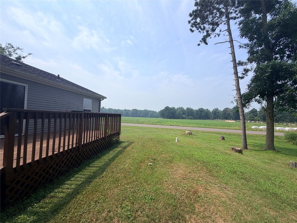 Image 28 of property listing at 25239 90th Street, New Auburn, WI 54757