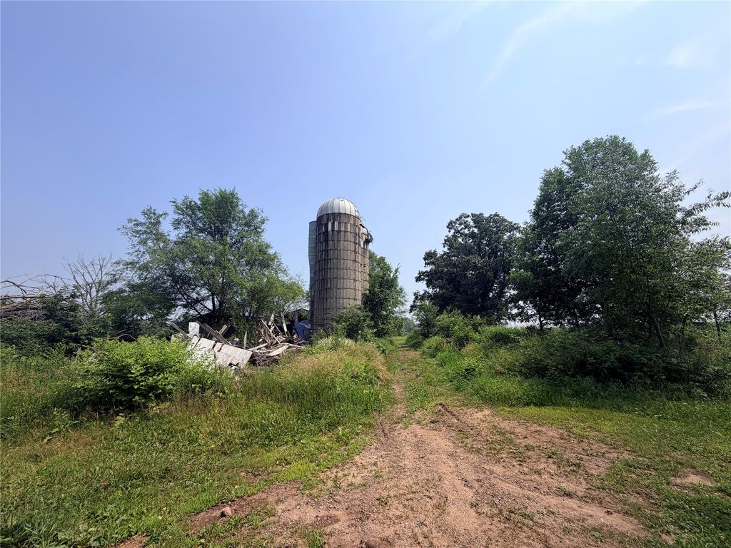 Image 29 of property listing at 25239 90th Street, New Auburn, WI 54757