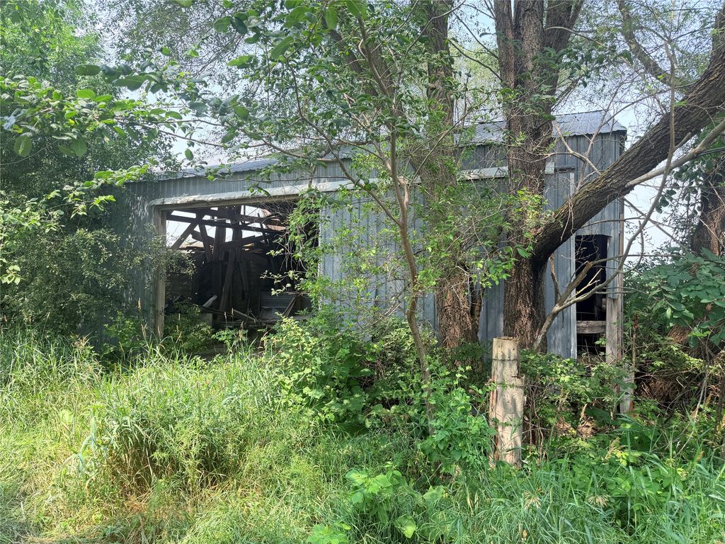 Image 35 of property listing at 25239 90th Street, New Auburn, WI 54757
