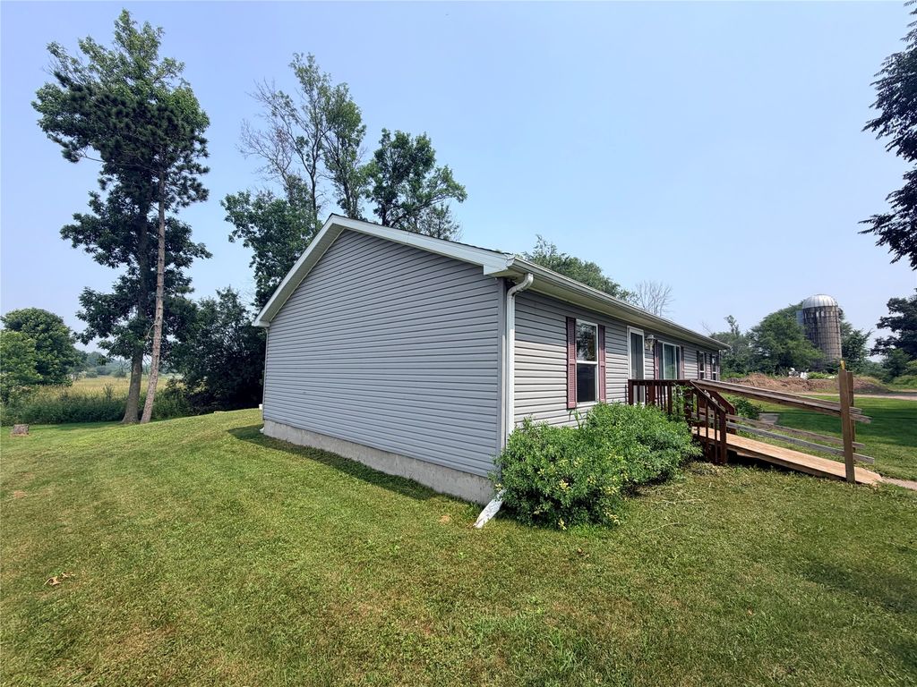 Image 38 of property listing at 25239 90th Street, New Auburn, WI 54757