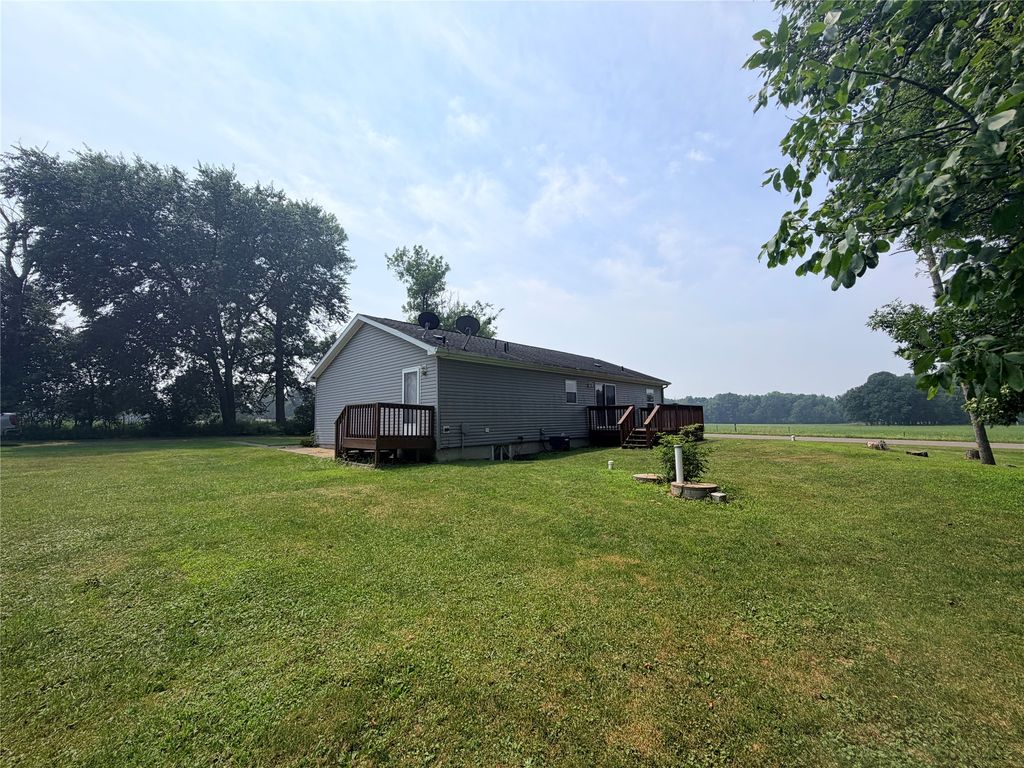 Image 39 of property listing at 25239 90th Street, New Auburn, WI 54757
