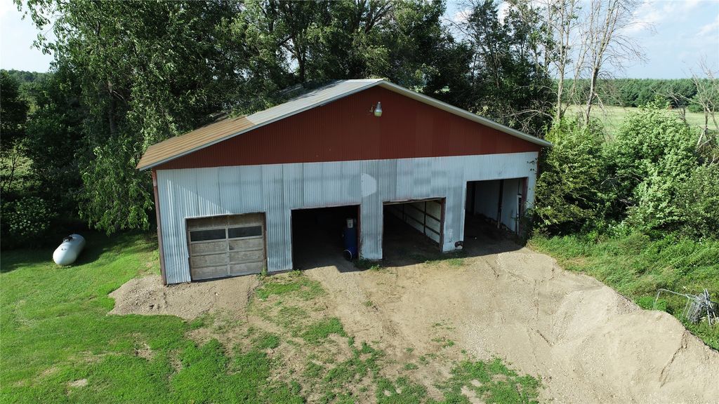Image 46 of property listing at 25239 90th Street, New Auburn, WI 54757