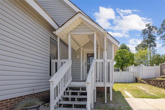 209 Brokenhurst Court, Fayetteville, NC 28311