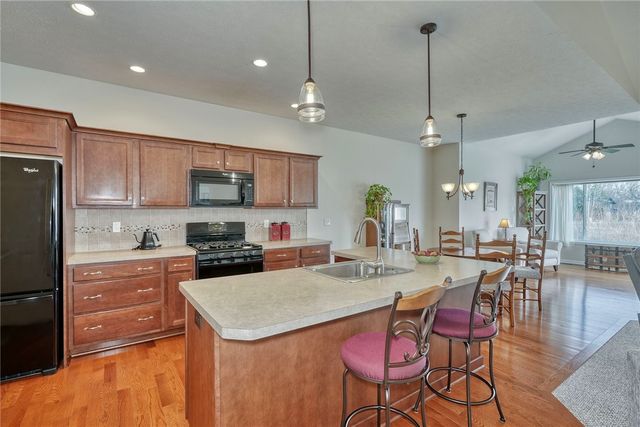 16 Harbour Oaks, Gates, NY 14624