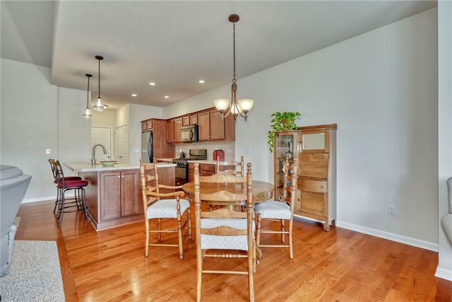 16 Harbour Oaks, Gates, NY 14624