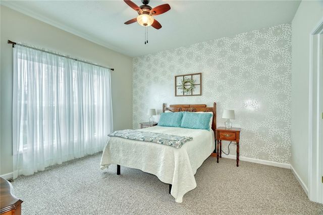 16 Harbour Oaks, Gates, NY 14624