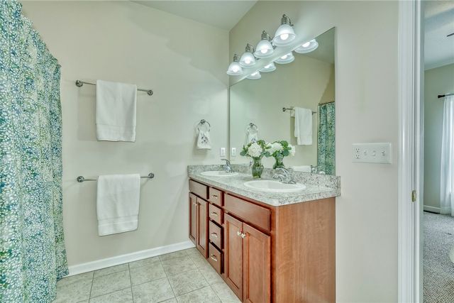 16 Harbour Oaks, Gates, NY 14624