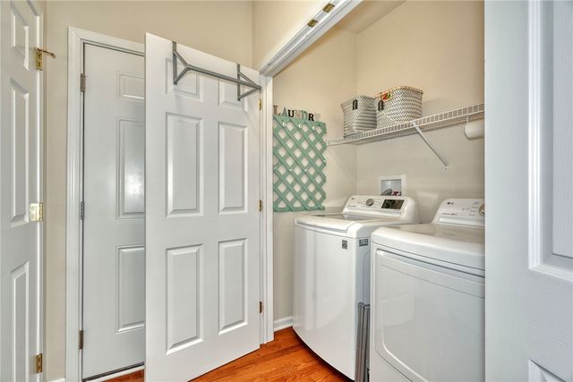 16 Harbour Oaks, Gates, NY 14624