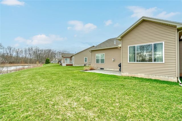 16 Harbour Oaks, Gates, NY 14624