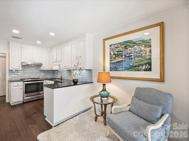 5315 Wingedfoot Road, Charlotte, NC 28226