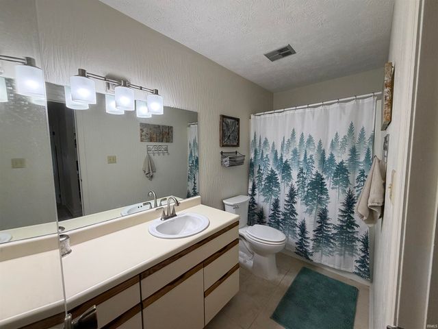 906 E Commons Drive, Bloomington, IN 47401
