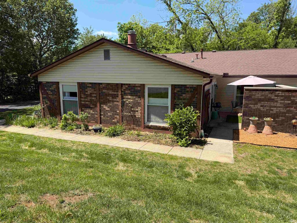 906 E Commons Drive, Bloomington, IN 47401