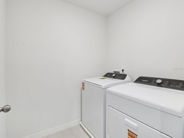 694 MUHLY WAY, Lady Lake, FL 32159